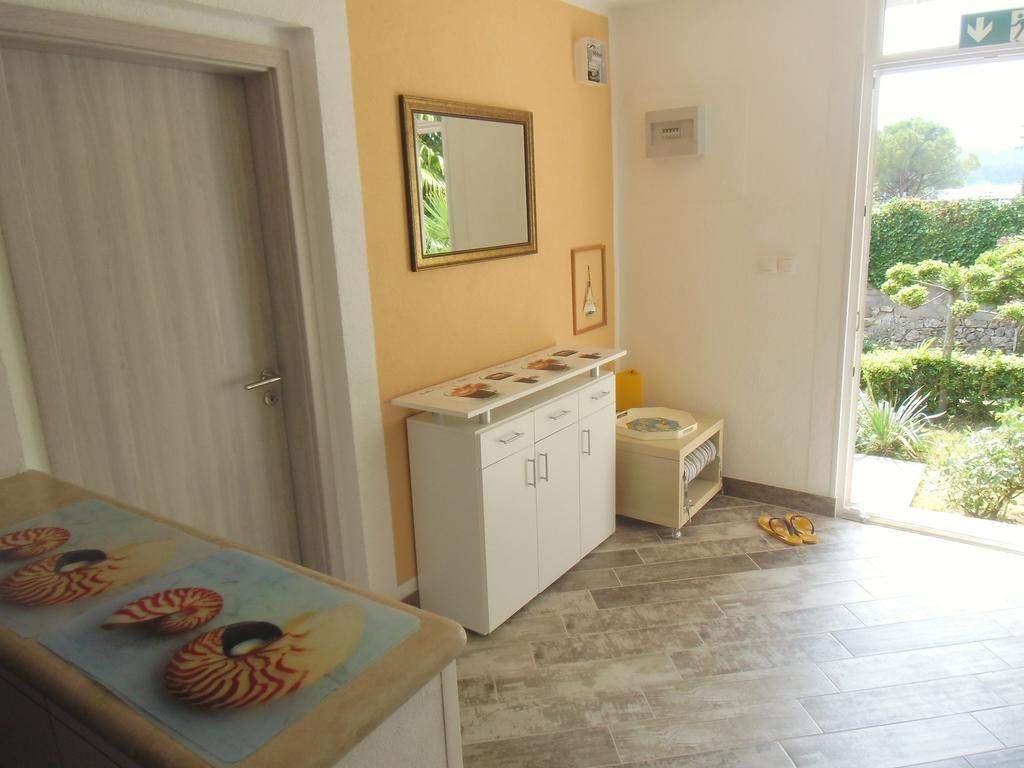 Apartment Kolman Црес Экстерьер фото